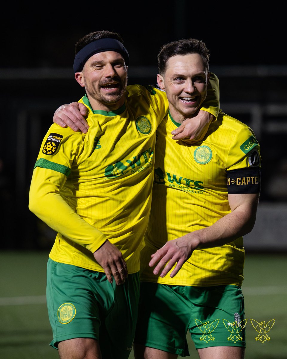 CPD Tref Caernarfon Town FC tweet media