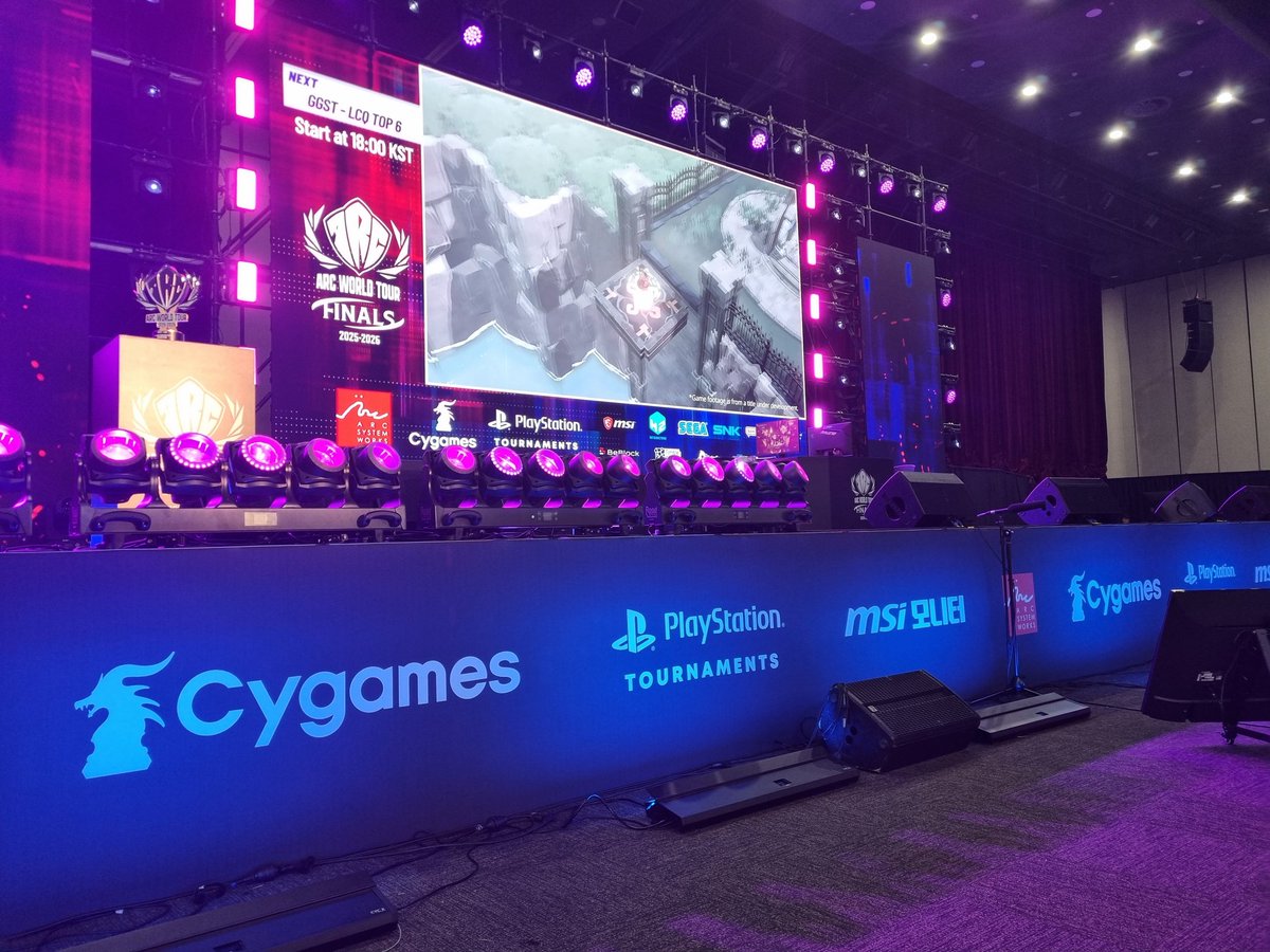 아크 월드투어에 왔읍니다
전 그랑블루버서스도 안해봤고 길티기어도 15년전에 해봤습니다
감사합니다