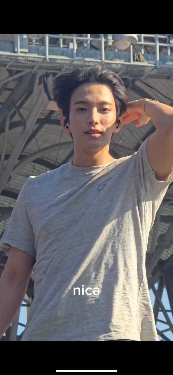 dicubid's tweet photo. don’t ask me the color of anything 😧😧😧

#DOKYEOM #도겸 #SEVENTEEN #SVT_TOUR_NEW_BULACAN 
#NEW_IN_BULACAN 
#SEVENTEEN_NEW_IN_BULACAN https://t.co/Wr45fa9scv