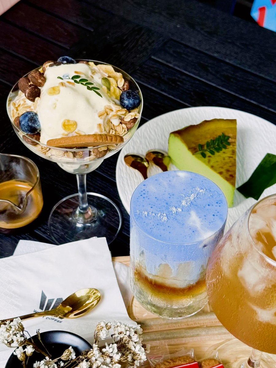 Olly Gladisheva tweet media