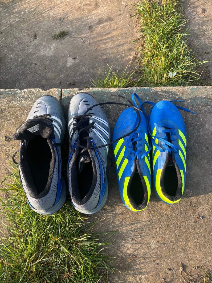 Kenny9Saunders's tweet image. Our first of 2 Free coaching sessions starts at 9 and second one at 10-15 every Saturday morning, all boys and girls welcome to attend anyone in need of boots/trainers speak to the coaches #Freecoaching