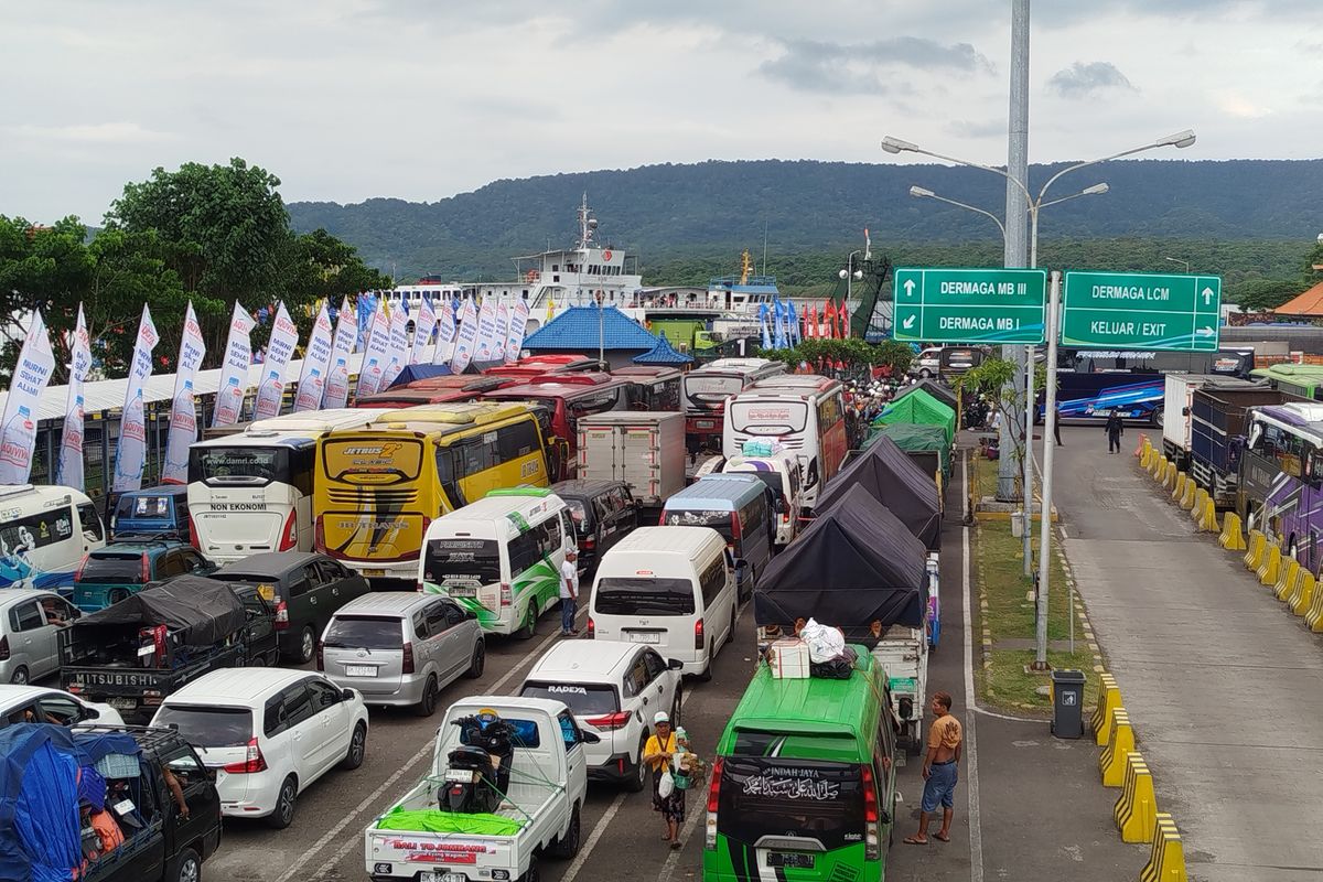 Txt Transportasi Umum tweet media