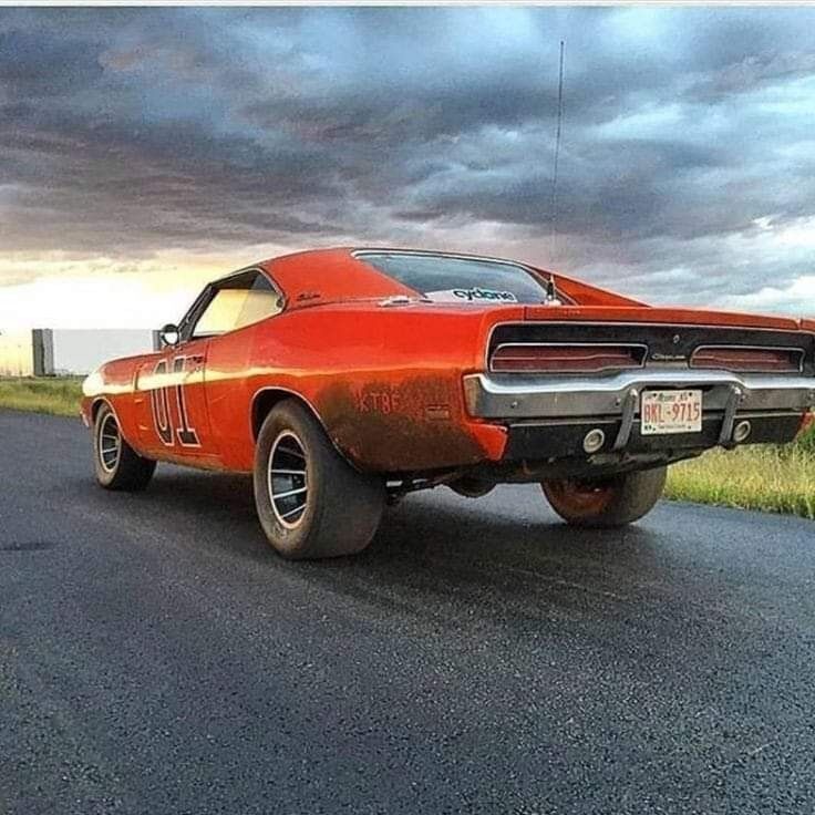 Retromania4ever's tweet image. 🇺🇸🦅 1969 #Dodge Charger, famously known as the "General Lee" from the television show The Dukes of Hazzard.