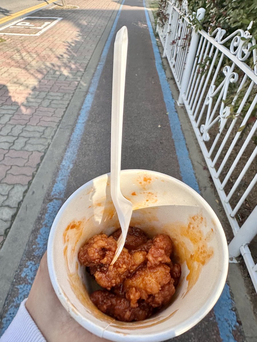 뭉..ෆ tweet media