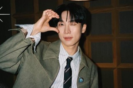 아근데이거 갈색이 아니엇나봐