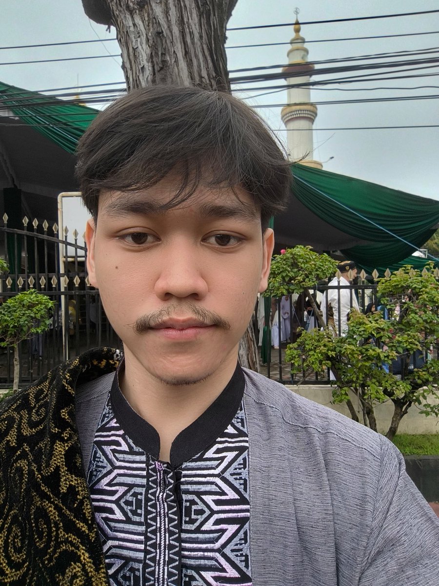 Niko •_• tweet media