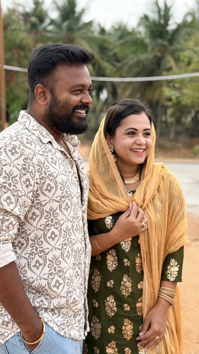 iamManimegalai's tweet photo. 🌙✨ Eid Mubarak! ✨🌙
Blessed, grateful, and celebrating 🤍
#ramzan #Eidmubarak https://t.co/Z14mVGKCXB