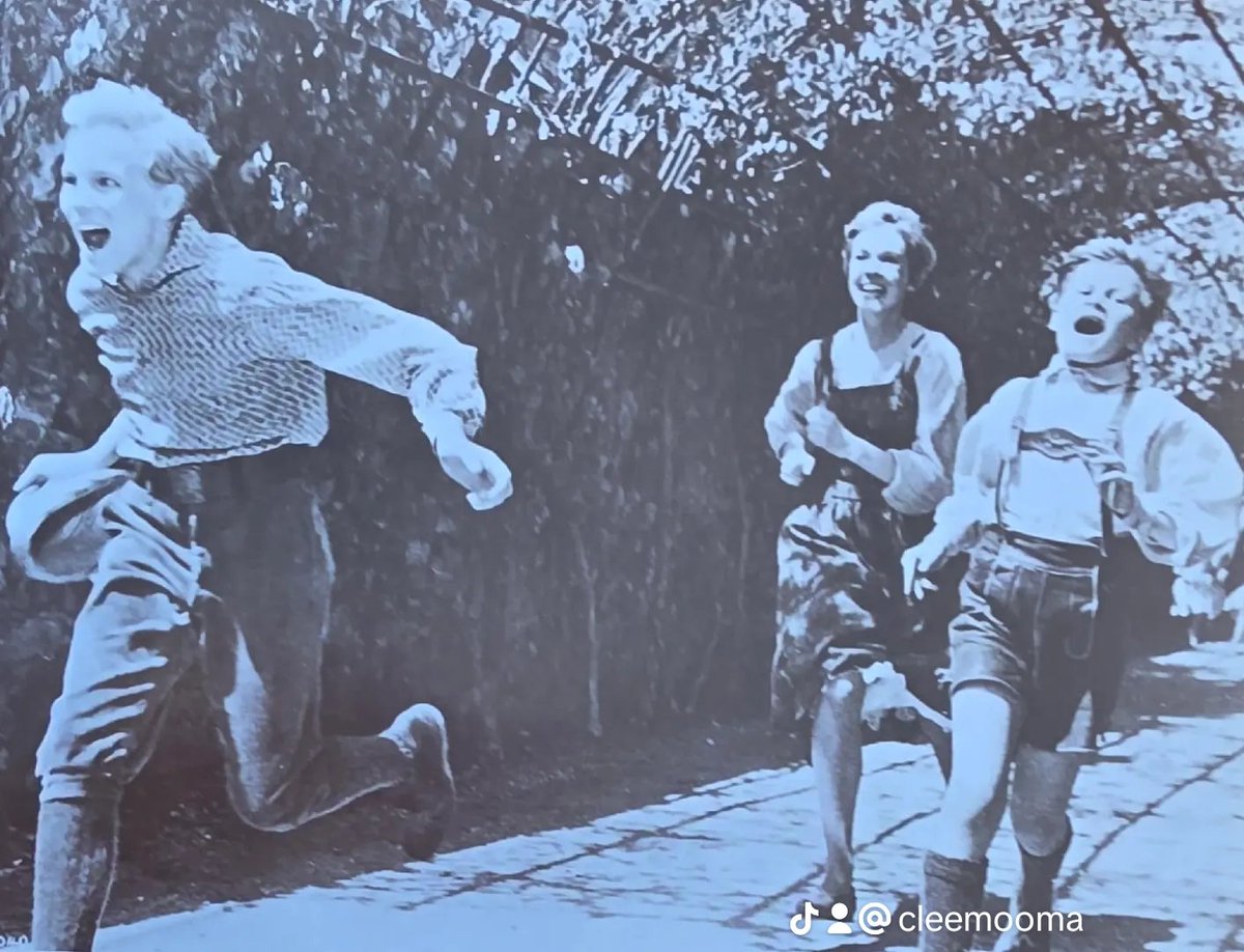 CLee Flibbertigibbet tweet media