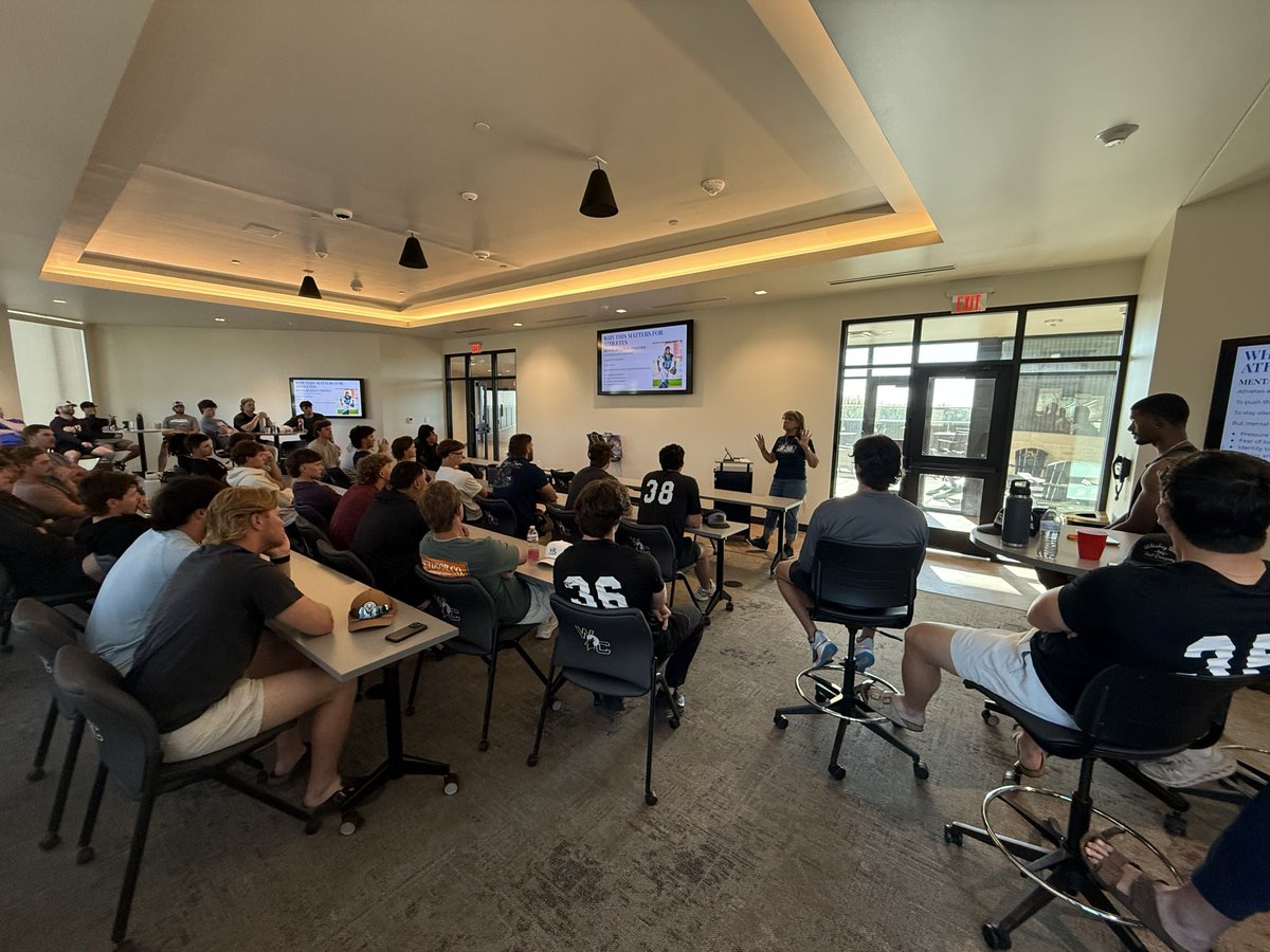 JR 98 Inc tweet media