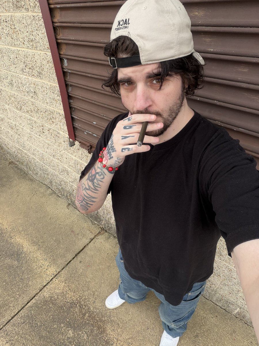 Kenny Bear tweet media