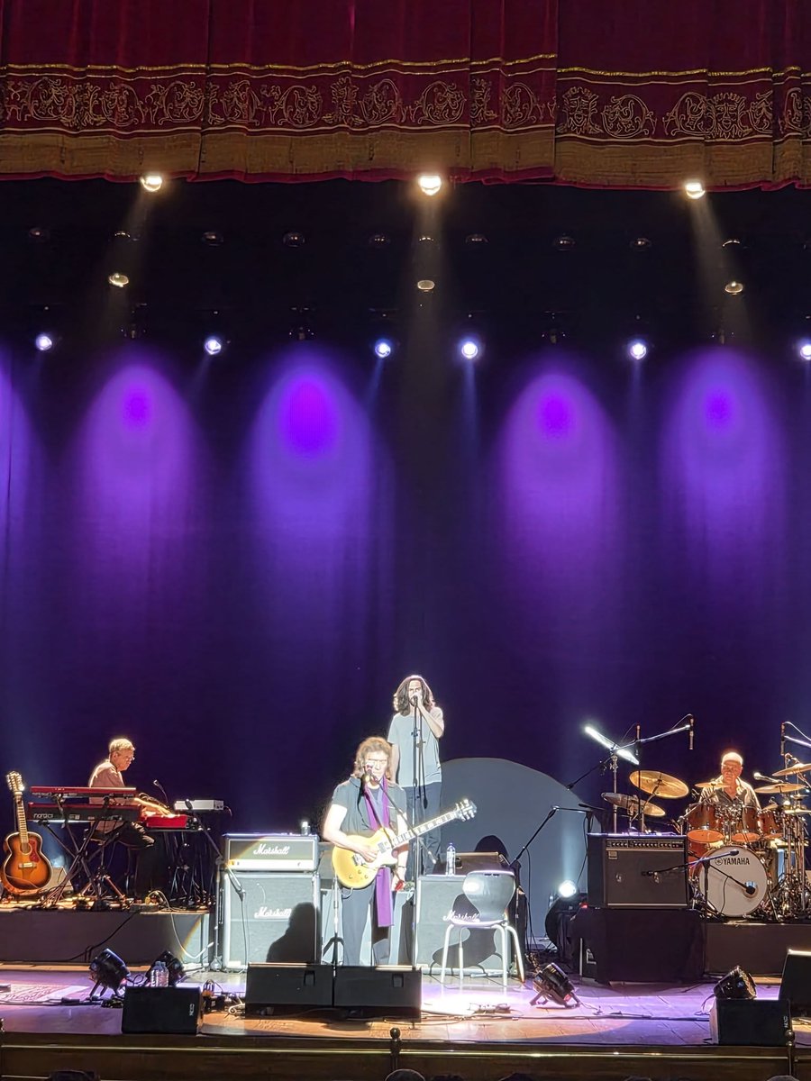 joserael's tweet image. Steve @HackettOfficial &amp;amp; #Genetics "Shadow of the Hierophant" (live at Teatro Municipal, Lima, Perú 🇵🇪, March 18, 2026) [pic by Oscar Barreda Cuneo]  youtu.be/4WdfMLtKJ_Q?si…