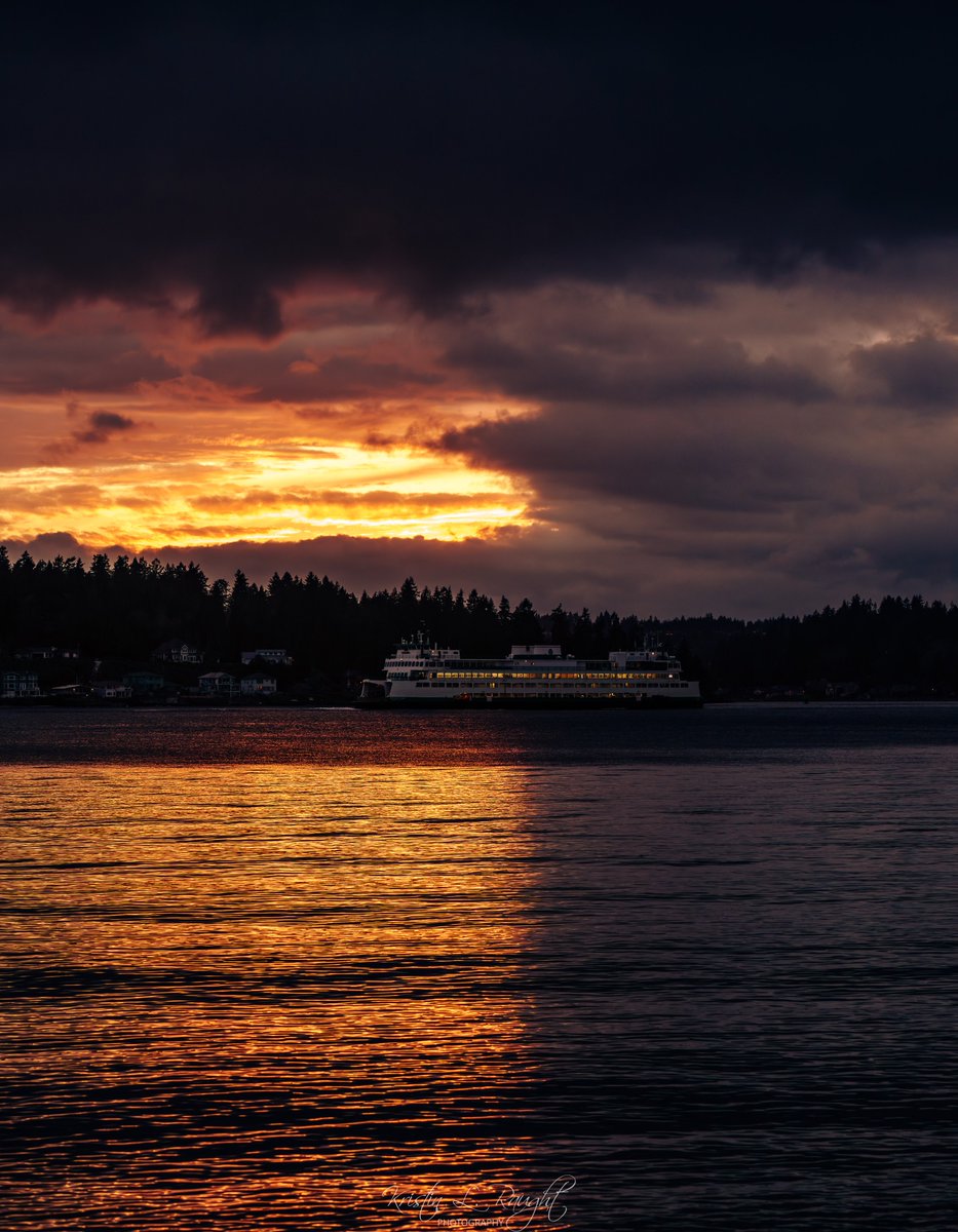 Kristin L. Raught Photography tweet media