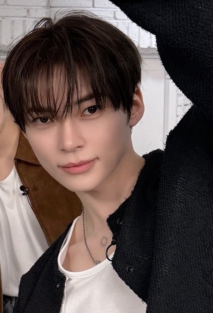 말랑ʕ•-•ʔ tweet media