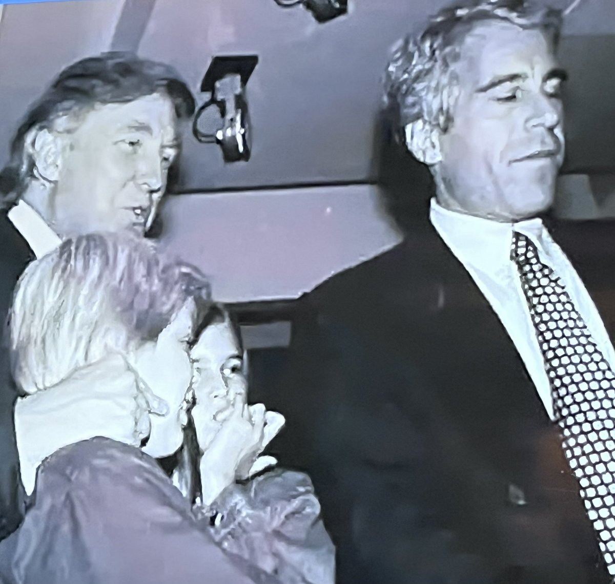 Sean Michael Reilly tweet media