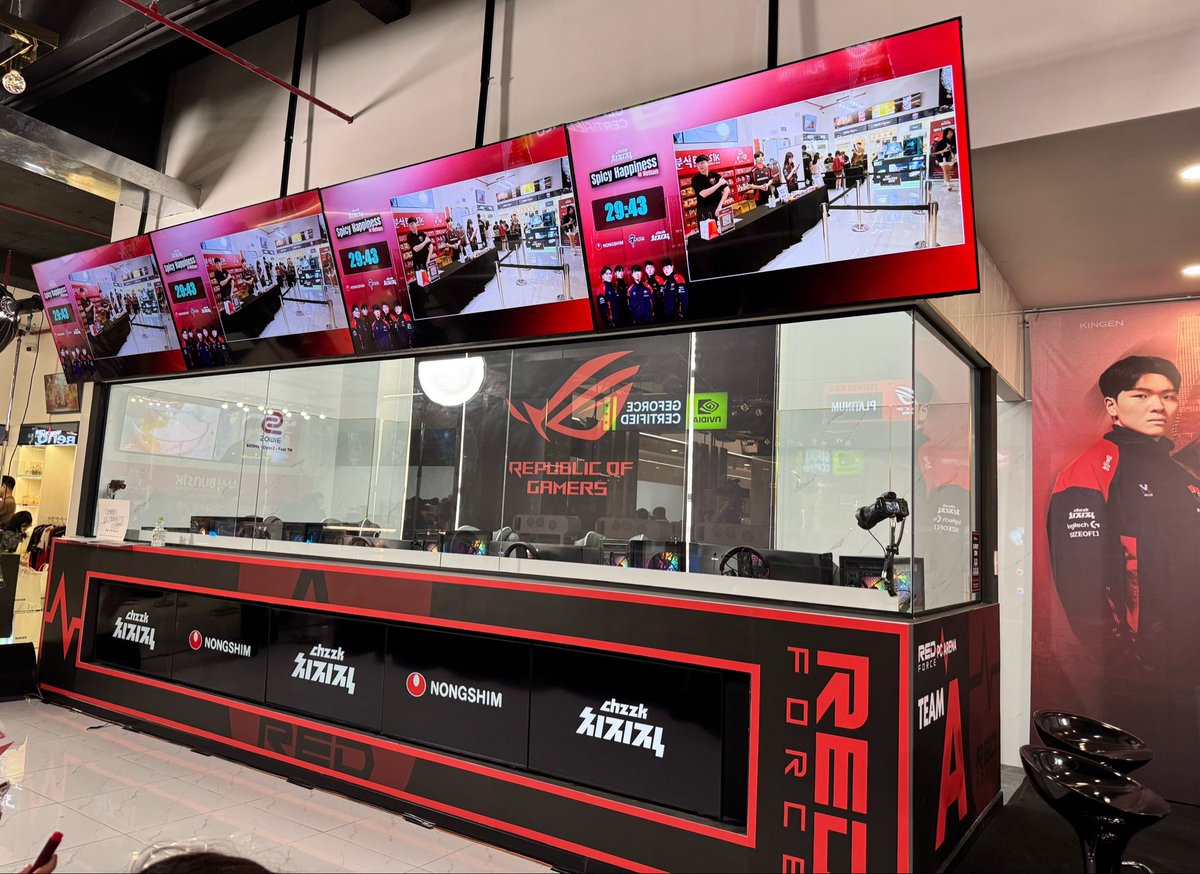 取不到名字的F tweet media