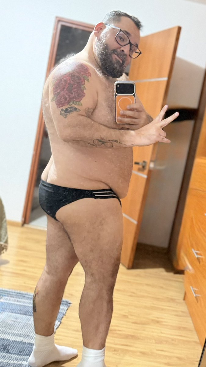 Micky 🍅 tweet media