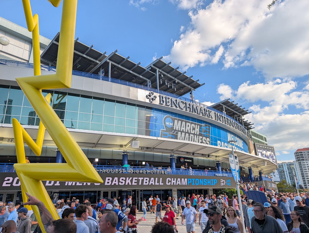 Tony Hom tweet media