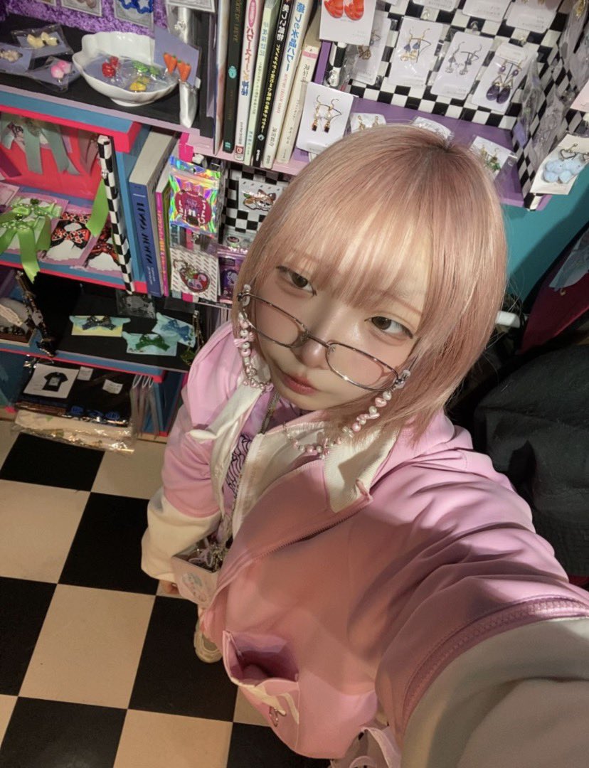 しおさん tweet media