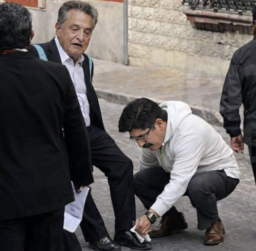 John McLane CA tweet media