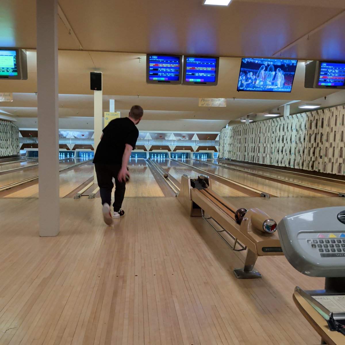 YouTube_Trev tweet media