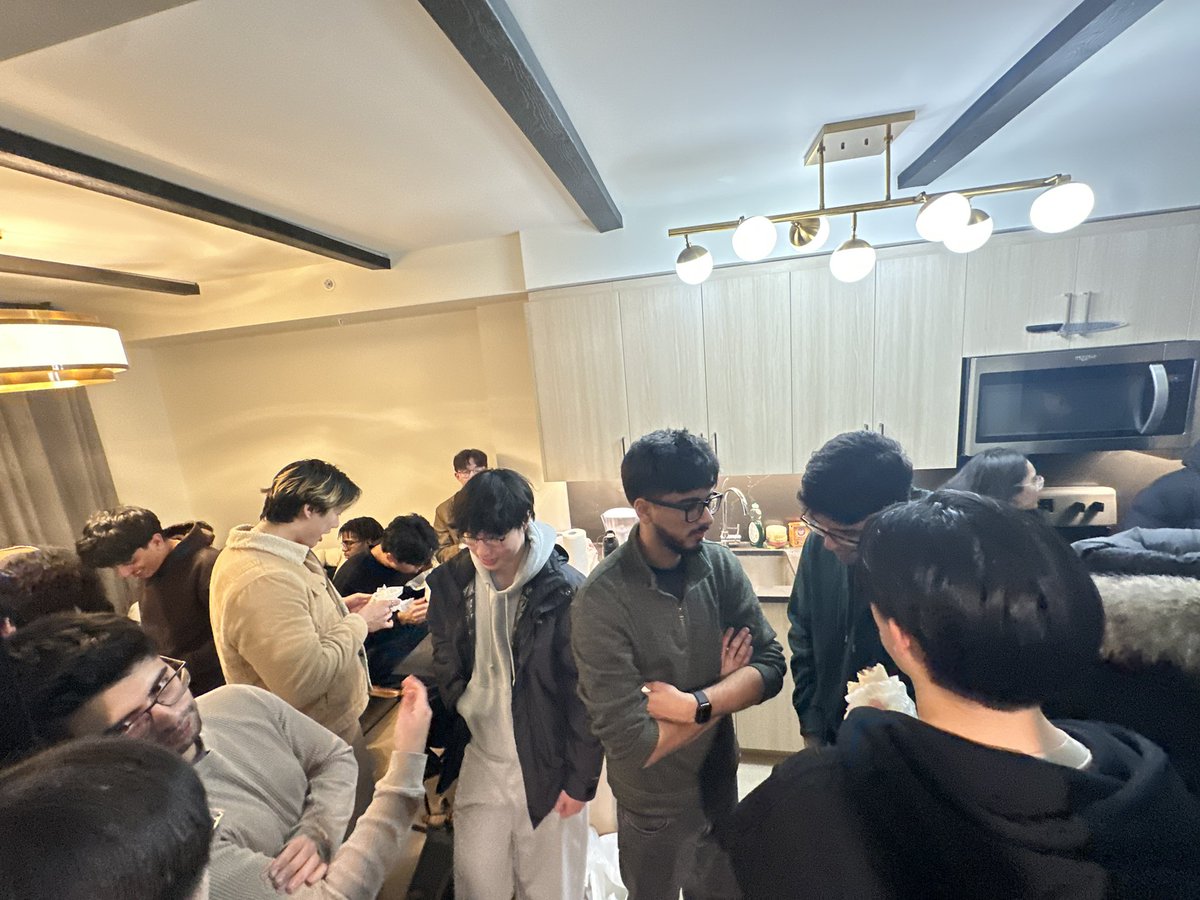 Benson Yan tweet media