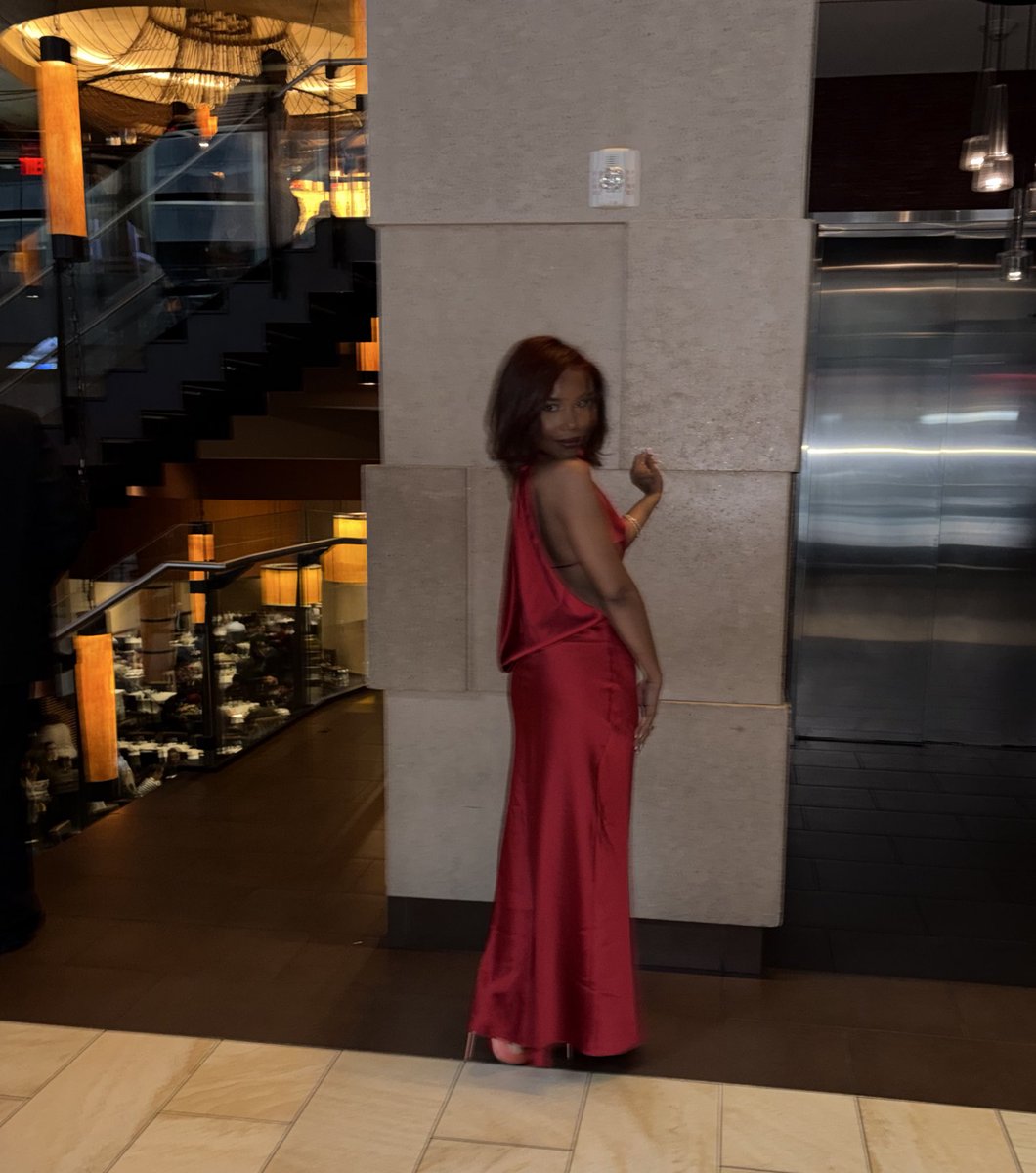 Ramiya ; Queen of New York tweet media