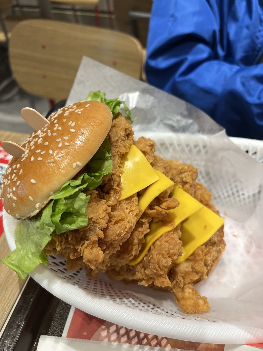 Alan Tse tweet media