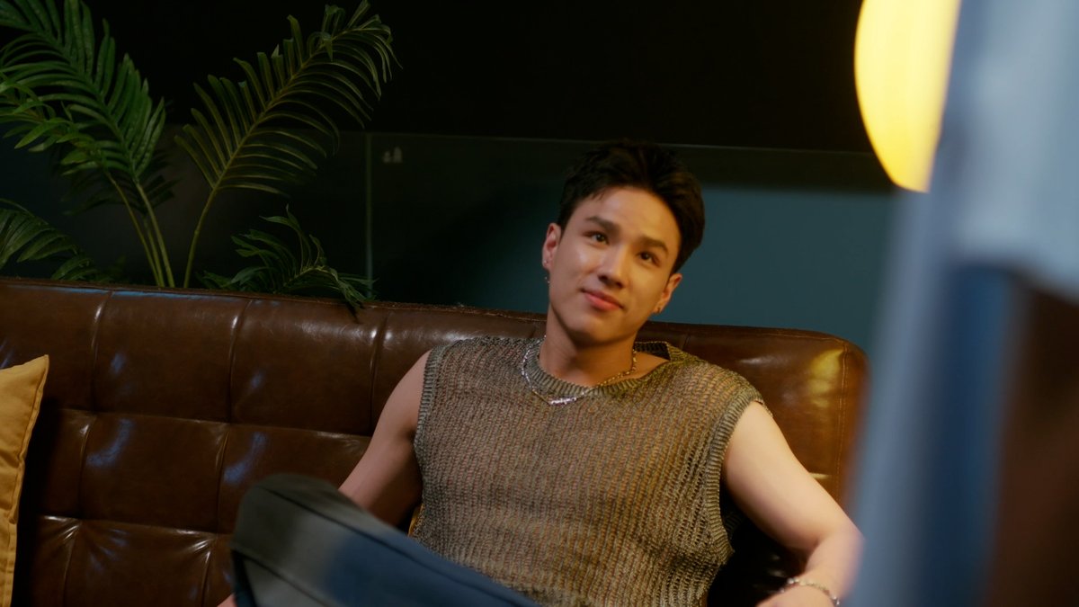 ᴮˡᵘᵉ ᶜᵃᵗ tweet media