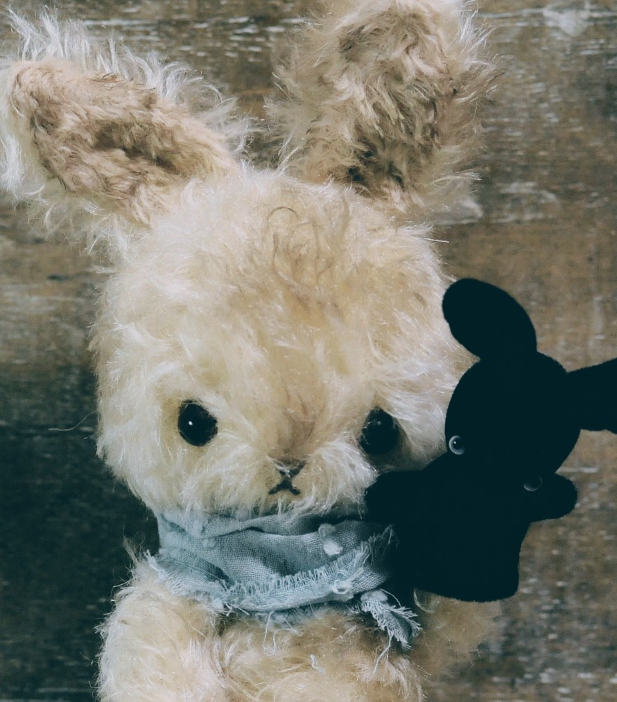 Junie Moon代官山店さんでおうち探ししていたいたずらっ子、お迎えいただけたようです。
ありがとうございます✨

次に向けて制作がんばります❣️