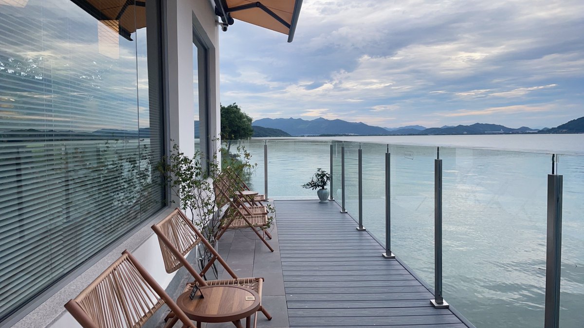 charlotte grove tweet media