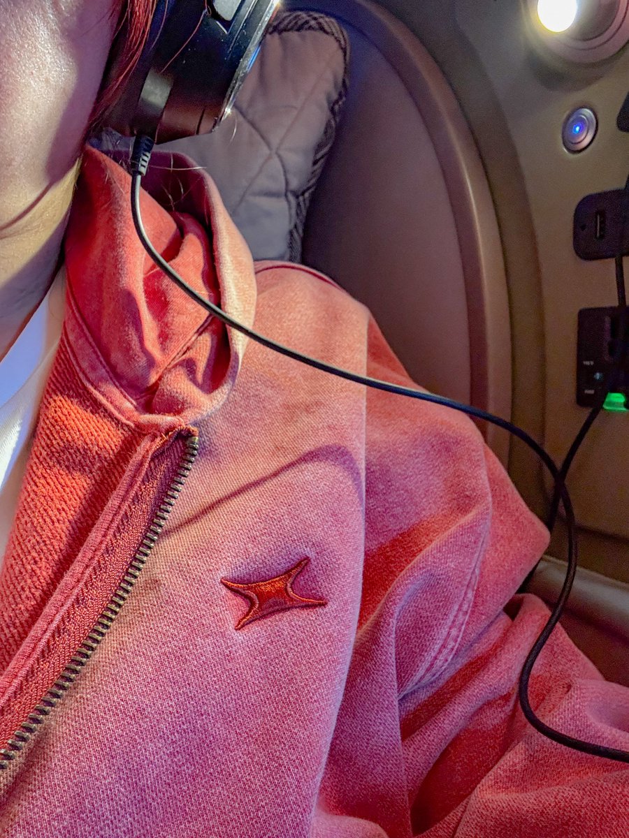 GoGoAnchi tweet media