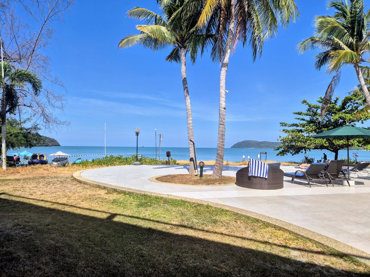 Dinesh Nair tweet media