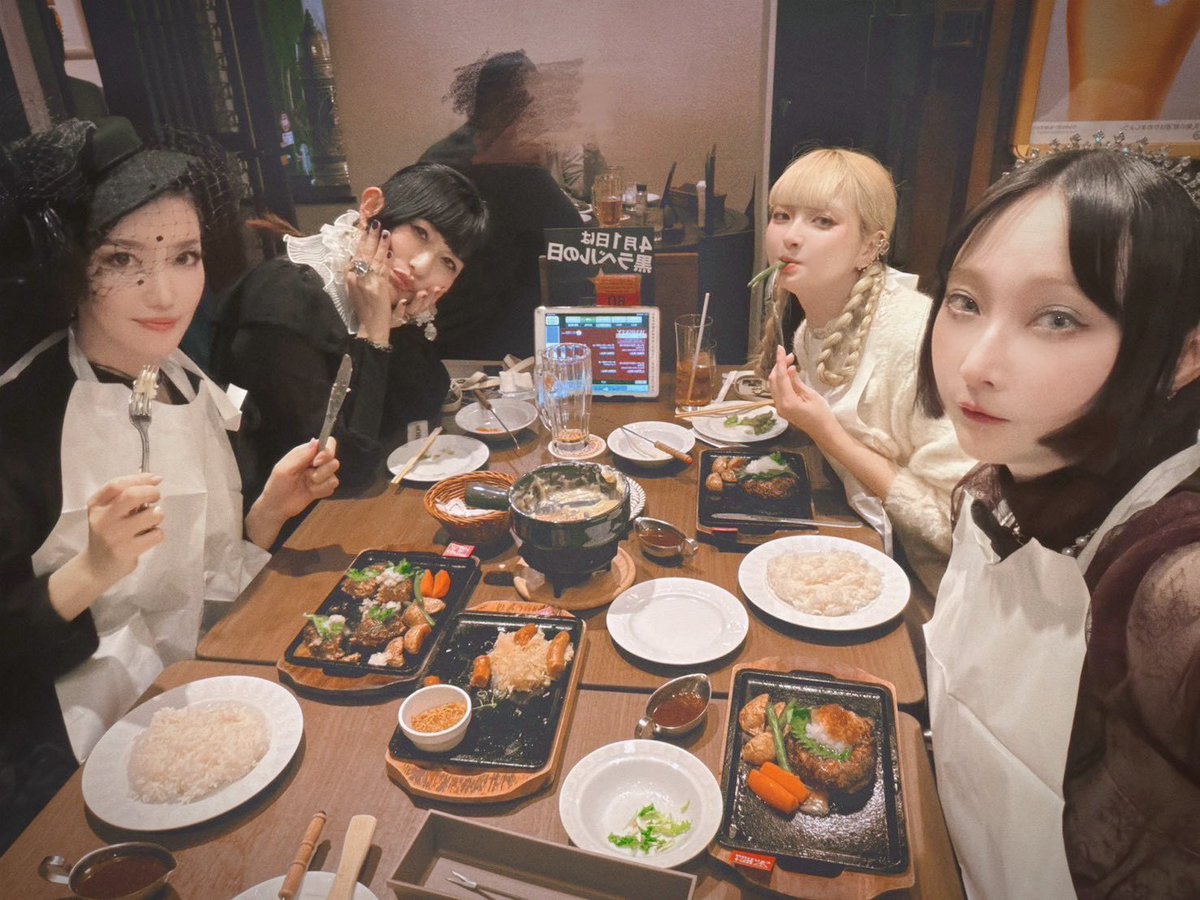 東　真千子 tweet media