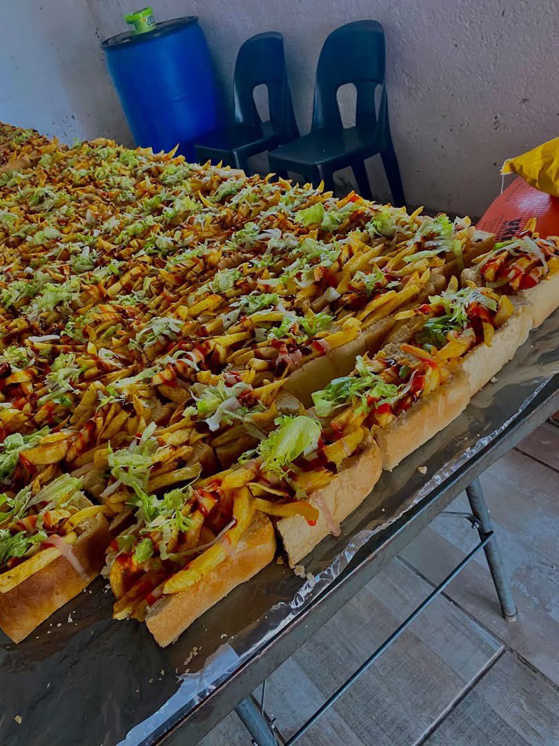 Ndi_Muvenda_'s tweet photo. The funeral i am attending today they prepared kotas for us, i can’t wait to come back from graveyard 🪦 https://t.co/uEYdRhIL54