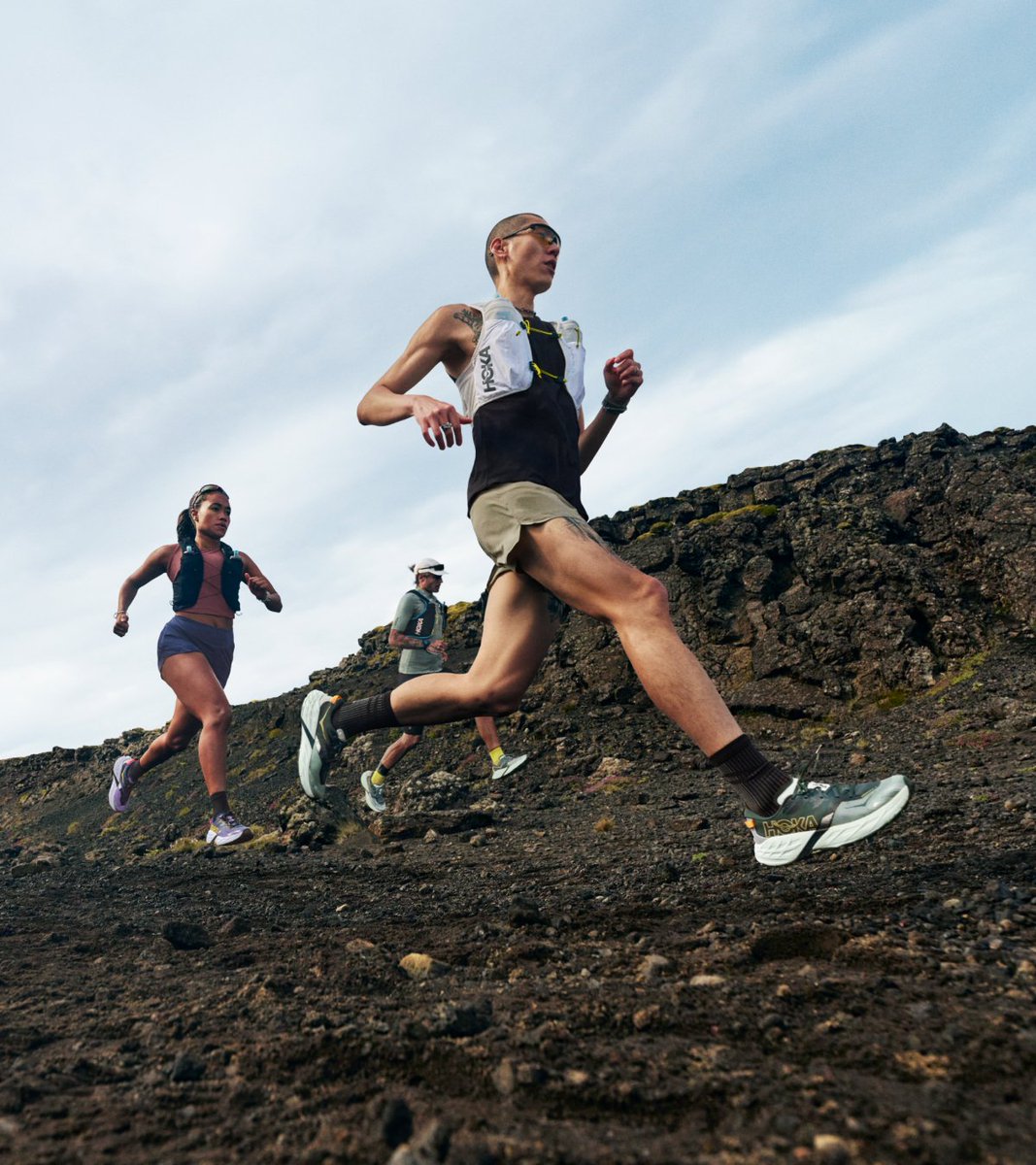 hoka_japan's tweet photo. HOKAを代表するトレイルランニングシューズ「SPEEDGOAT 7(スピードゴート 7)」が4月9日(木)より新発売。
岩場の登り、ぬかるんだ路面、テクニカルな下りまで。
あらゆる地形で信頼できるパートナーとして設計された一足が、トレイルの走りを次のレベルへ
#SPEEDGOAT7 https://t.co/BL7Dw6FWbR