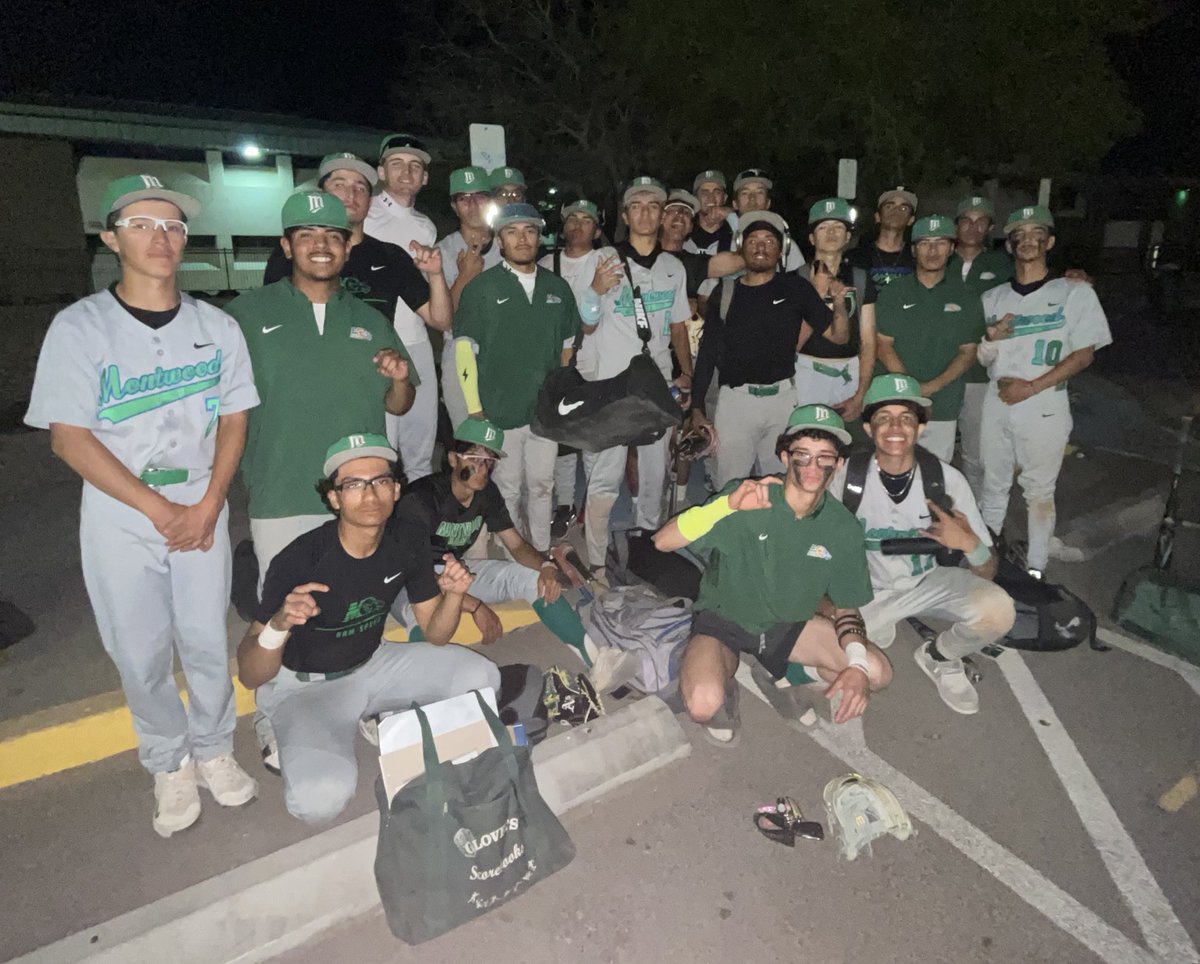 MONTWOOD RAMS BASEBALL⚾️🏈Coach Romo tweet media