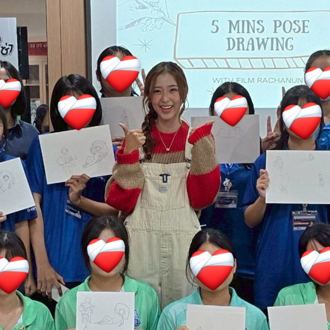 prim's walkie-talkie 🧁 tweet media