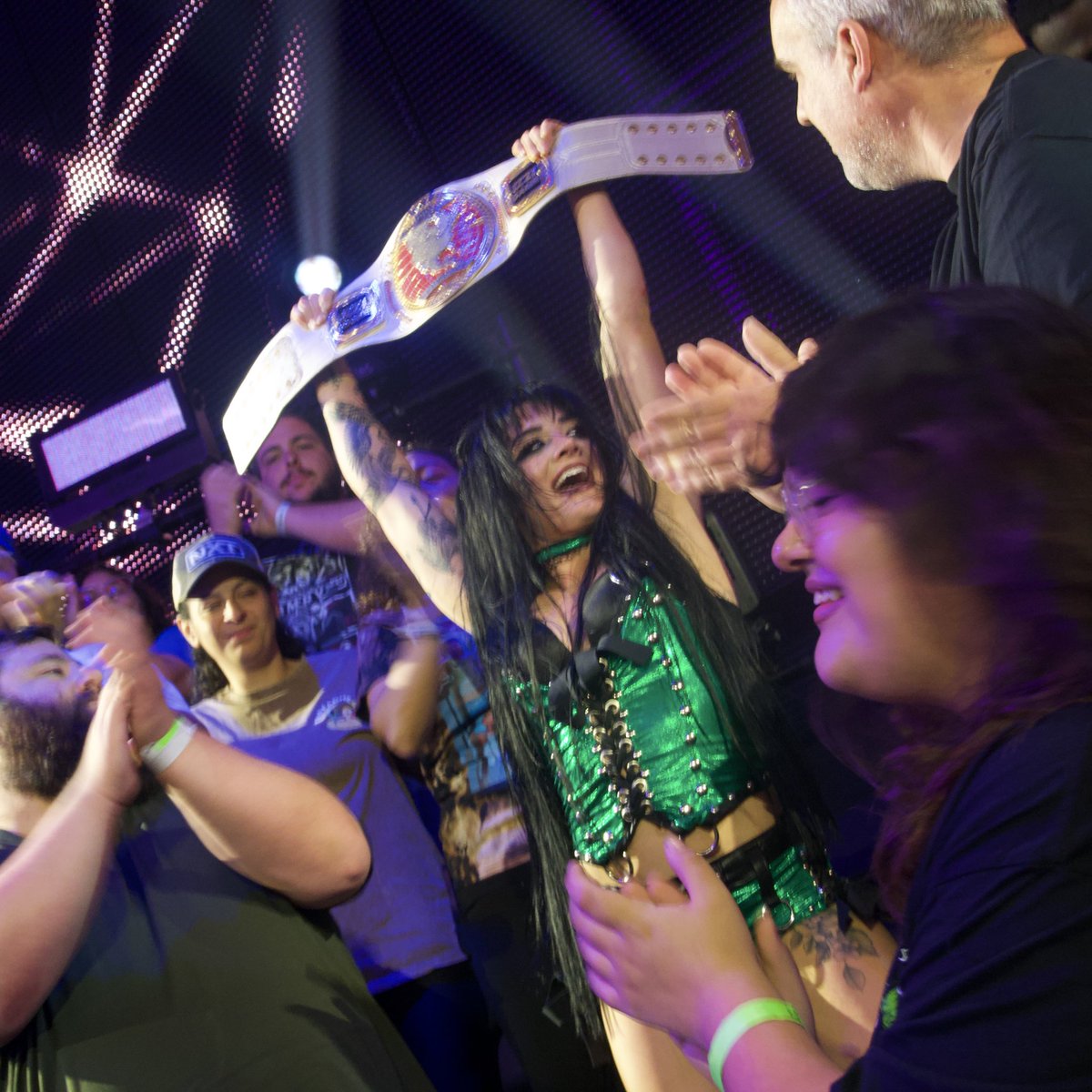 Snowbelle City Mayor Daniel ❄️ #PaxPack tweet media