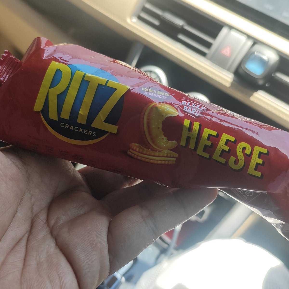 𝙀 𝙍 𝙍 𝙍 𓃠 tweet media