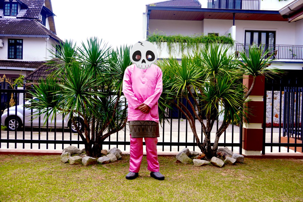 oneofUNKLE's tweet photo. Hari Raya https://t.co/Jis2e0r3O5