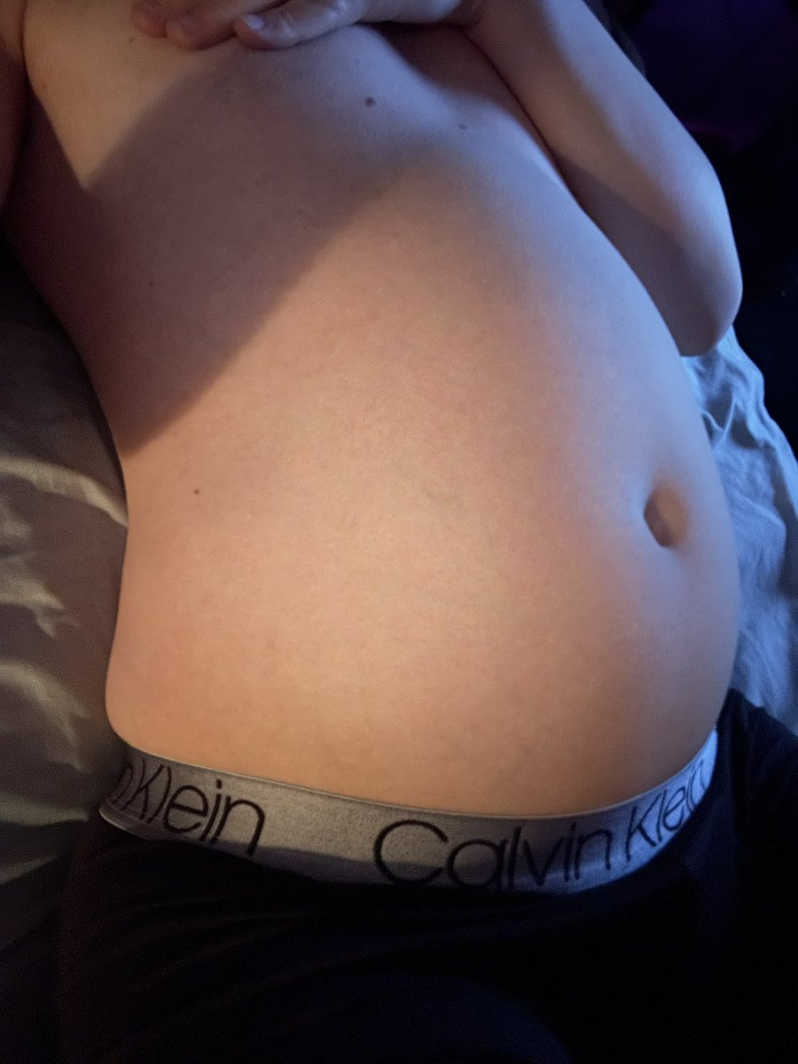 pressure_gage's tweet photo. I ate and inflated on top of that… now when I look down all I see is a ball 😅 https://t.co/e3Dc2ciASx