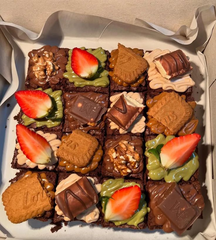 𝑨𝑫𝑶𝑵𝑰𝑺 🐻 tweet media