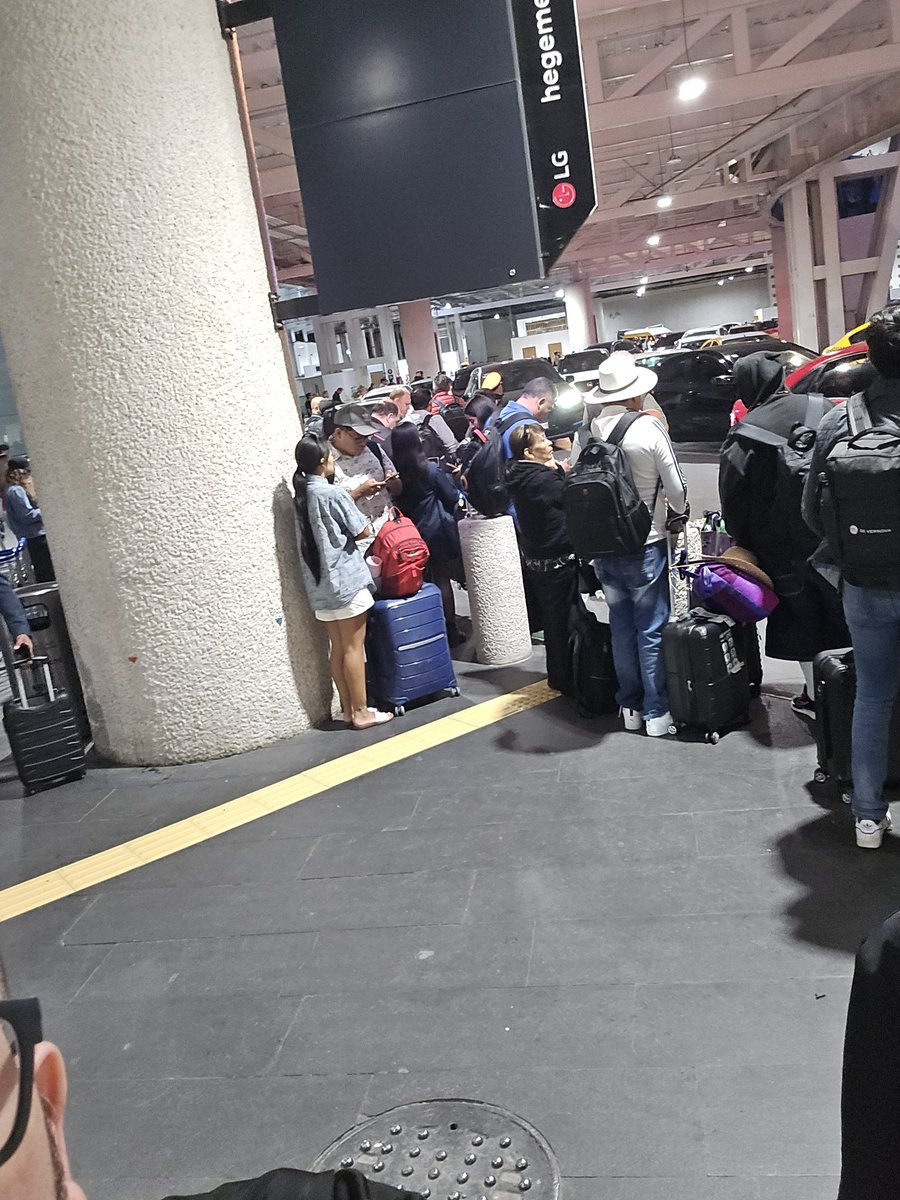 Autoboutique 1/4 de Milla tweet media