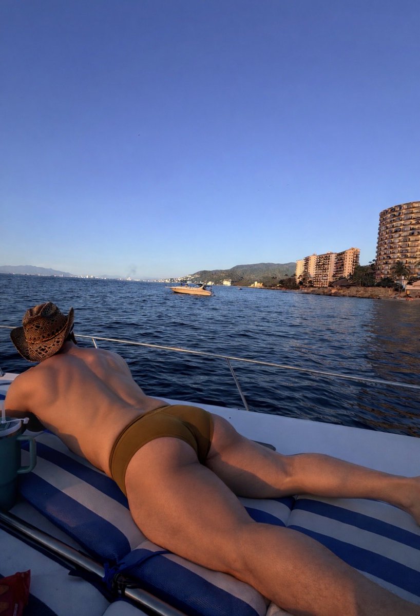 AdrianLozanoG98's tweet photo. Vallarta 🐊 https://t.co/UUc2TJCFMW