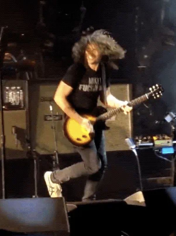 ray toro hourly tweet media