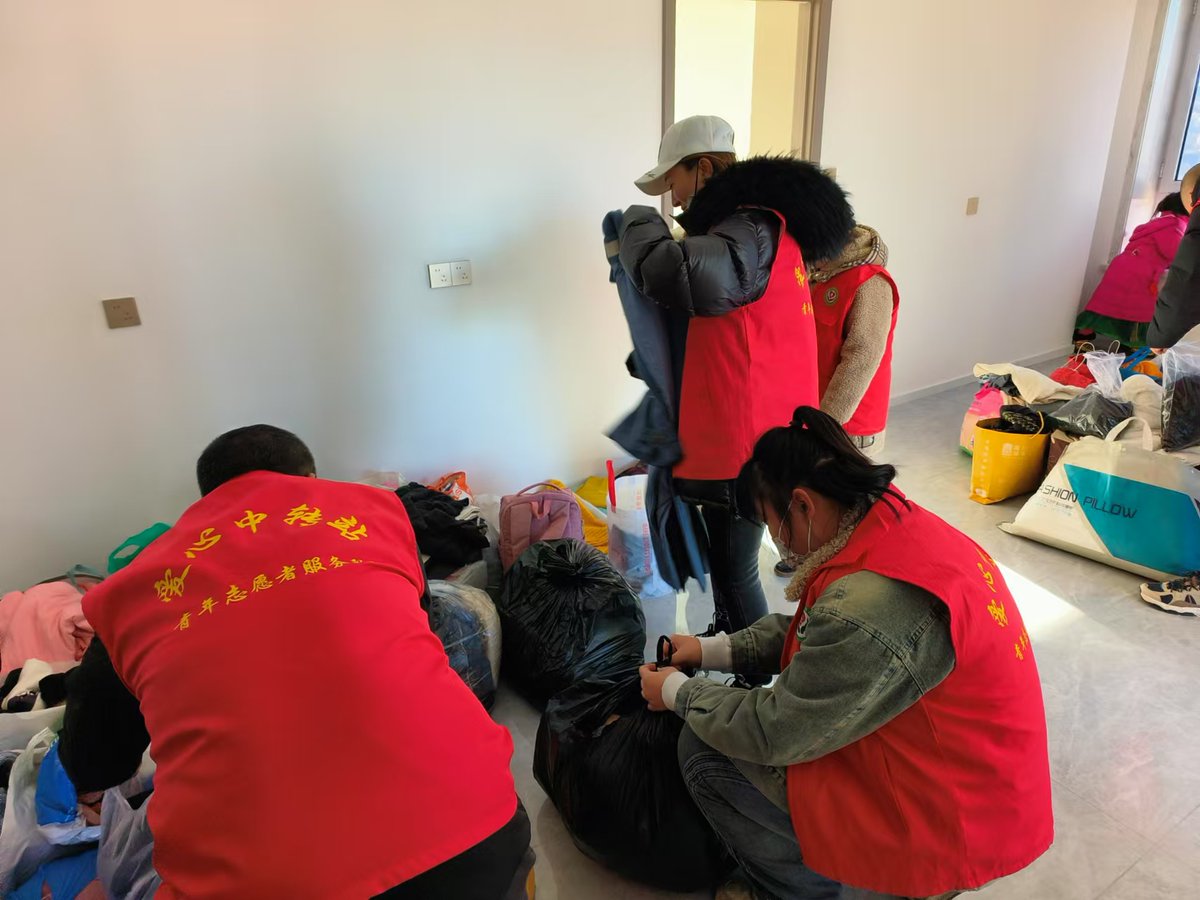 olugbon seedorf tweet media