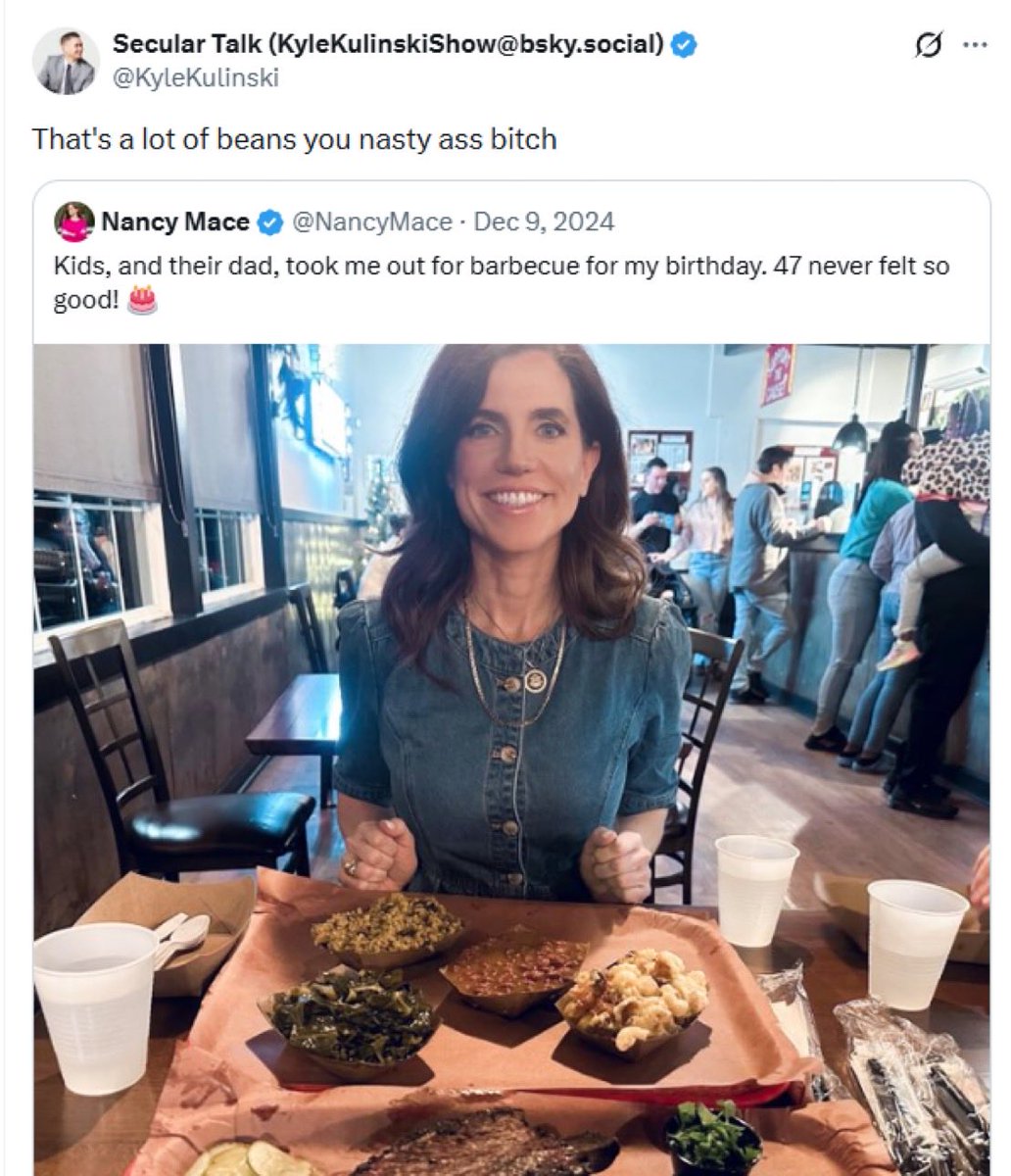 ur momma tweet media