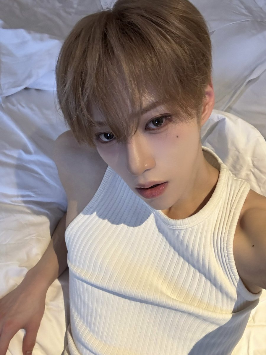 두루마리 tweet media