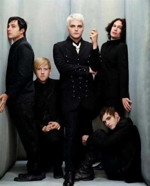 ray toro hourly tweet media