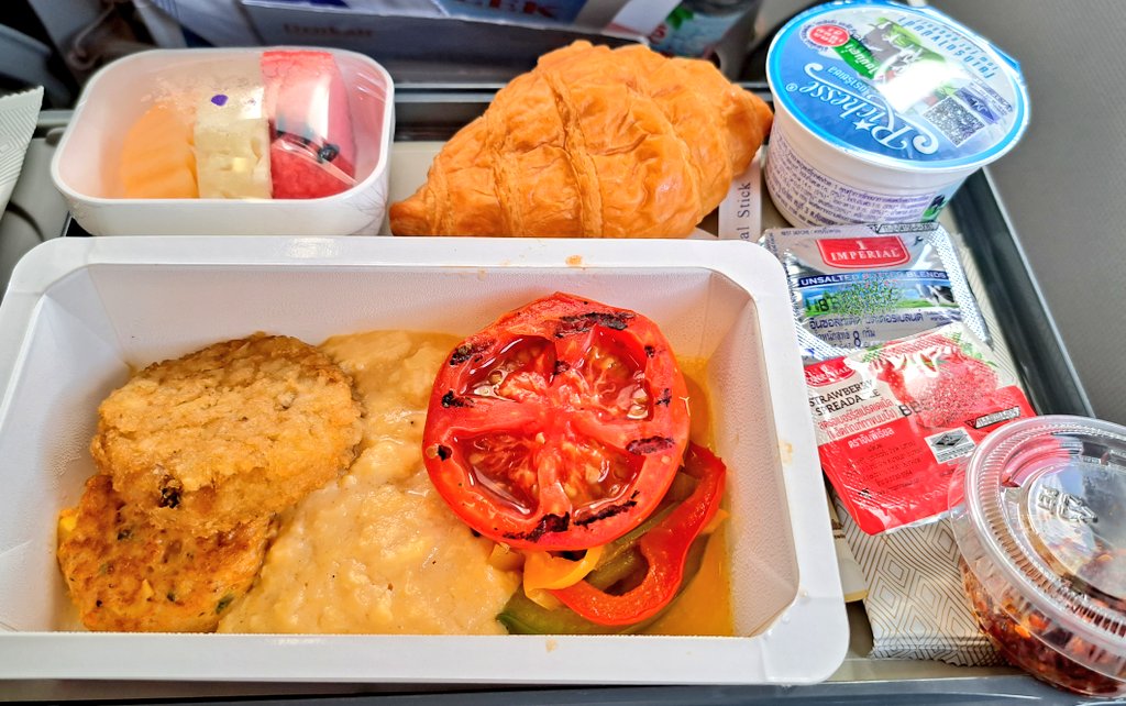 ろばくん tweet media